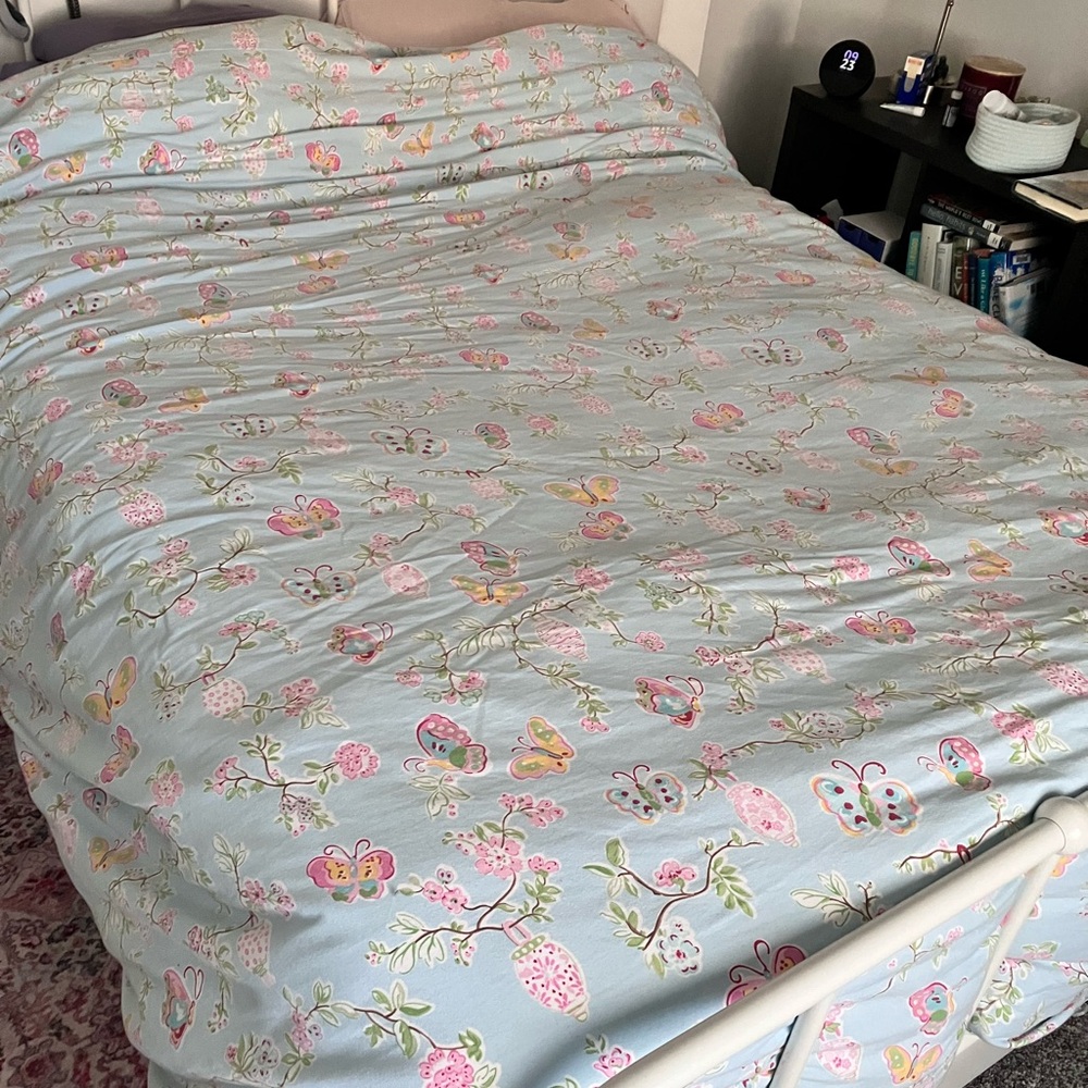 Pottery Barn Kids floral butterfly duvet cover full/queen
